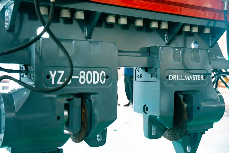 Our Hydraulic Vibro Hammer MZ110D is Shipped Abroad