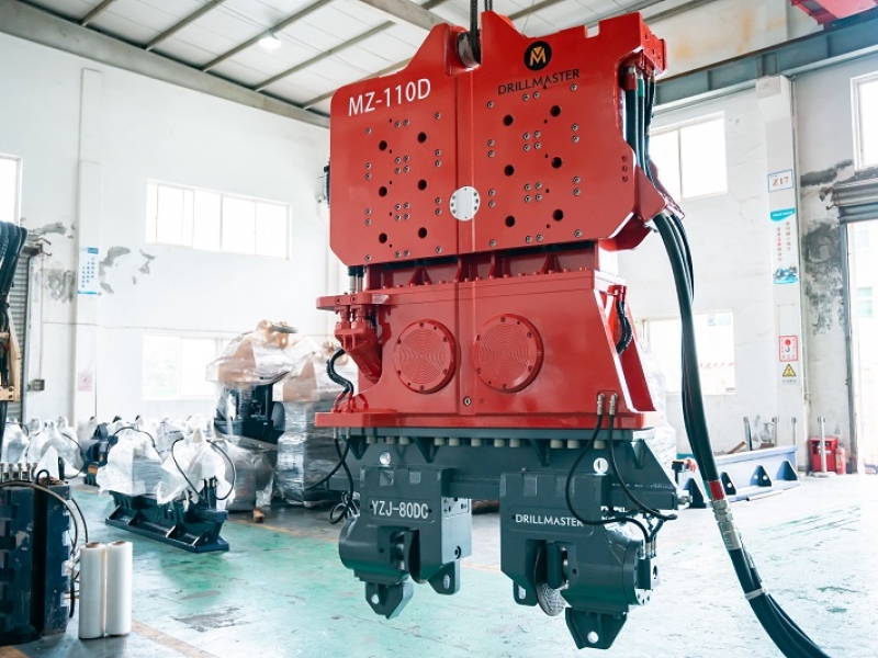 Our Hydraulic Vibro Hammer MZ110D is Shipped Abroad